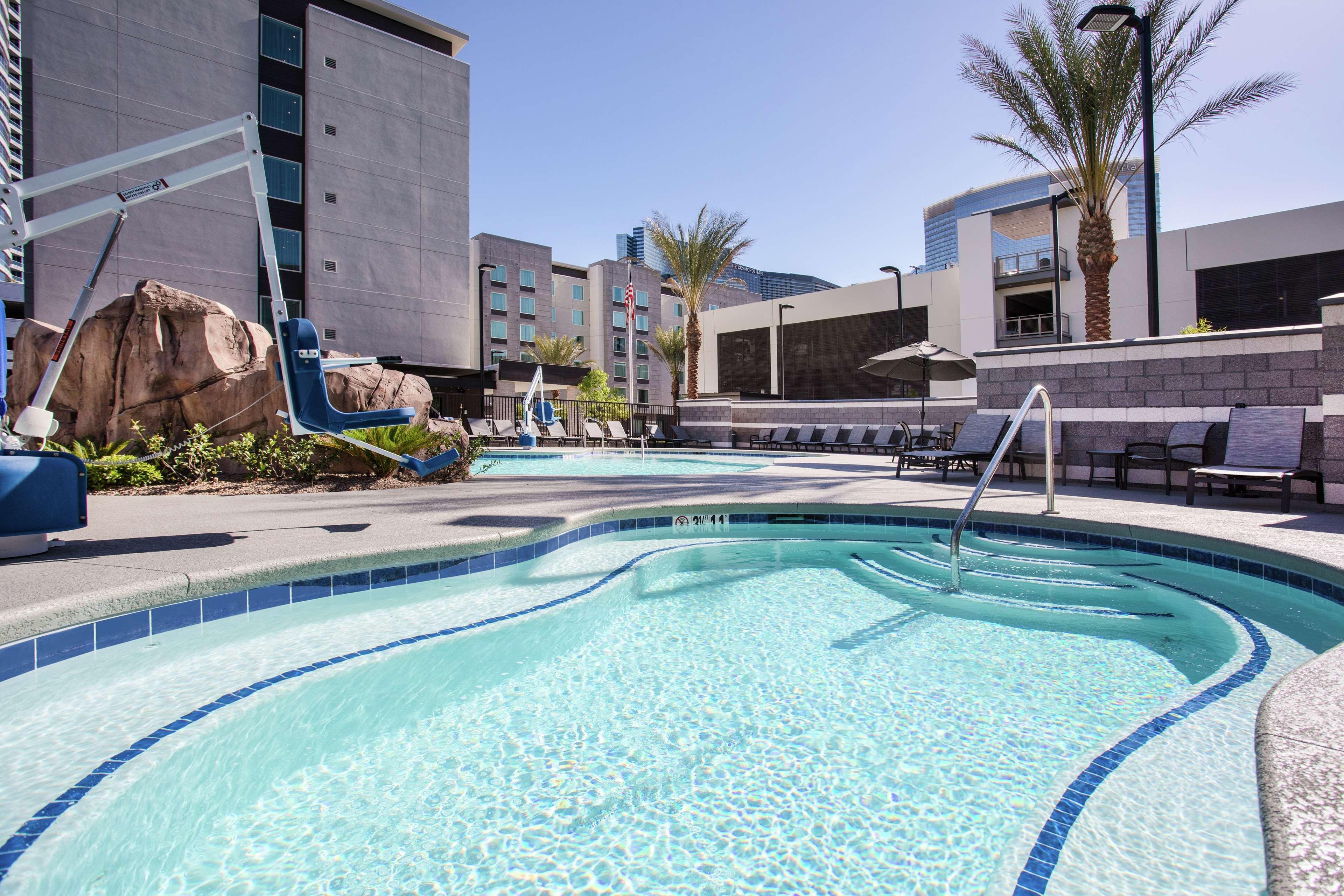 Hilton Garden Inn Las Vegas City Center Exterior foto